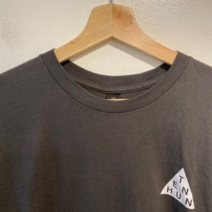 Anvil Ten Hundred 10 Hun Graphic Gray Crewneck T-shirt Men’s Small (Tag Med).